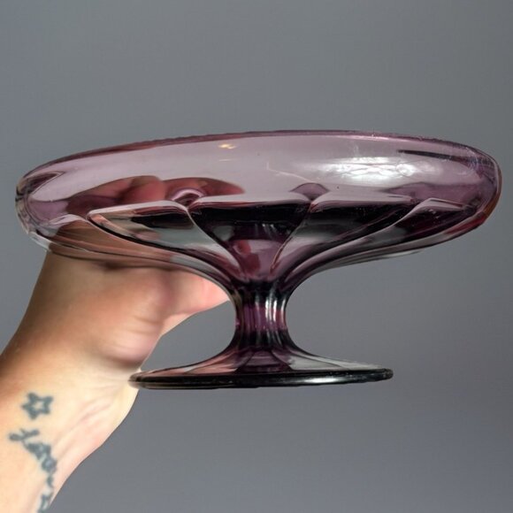 Vintage Purple Amethyst Small 6.5" Glass Pedestal Cake Plate Stand Hazel Atlas? - Picture 8 of 8